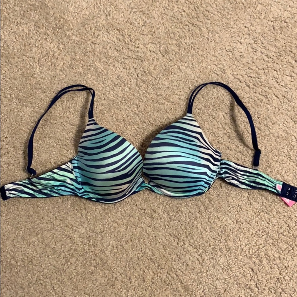 VS Pink Push Up Bra